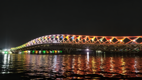 Picture of The craze of the Ahmedabad 'Atal Bridge' built on the theme of kites, the corporation's lottery, know what is the reason?