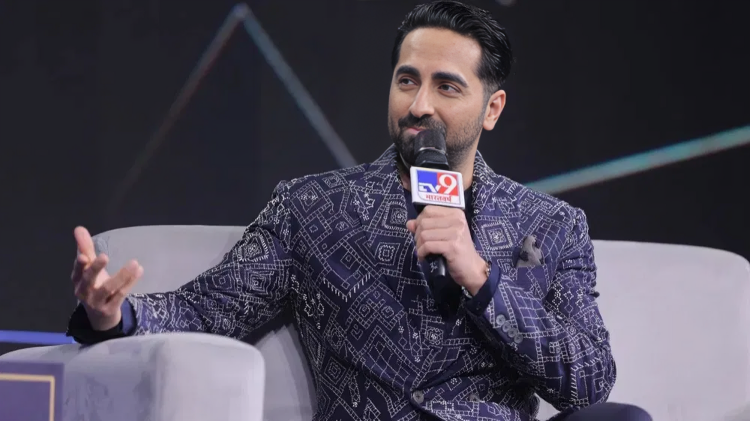 What India Thinks Today: The words of the father that made Ayushmann Khurrana a star! Find out what was said की तस्वीर