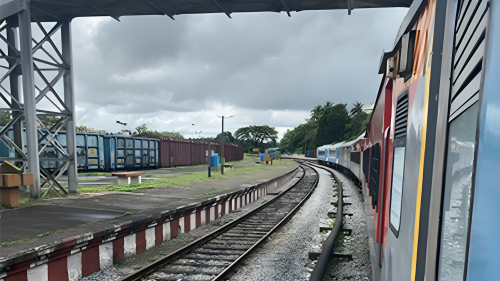 Picture of Western Railway has extended the timing of Special 03 train, know the train information of your area