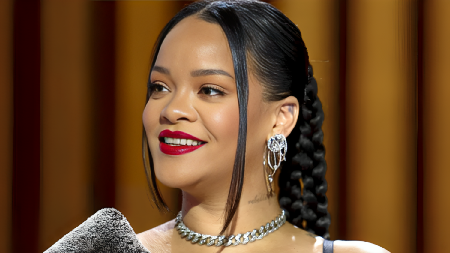 Picture of Rihanna is the richest female singer in the world, the price figures will not even come into the calculator!