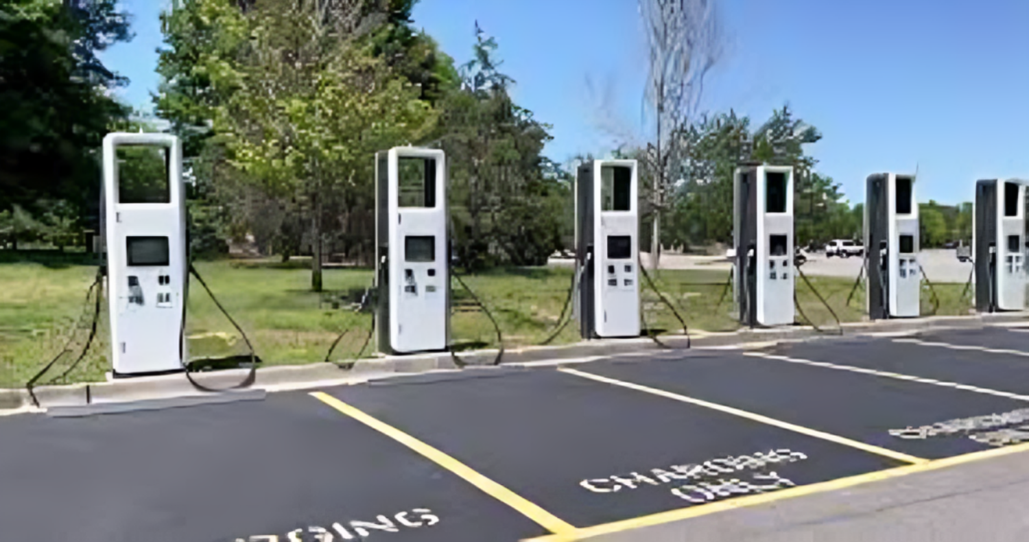 Picture of 26 EV charging stations will be built on the state 4 expressway, with the approval of Adani's company