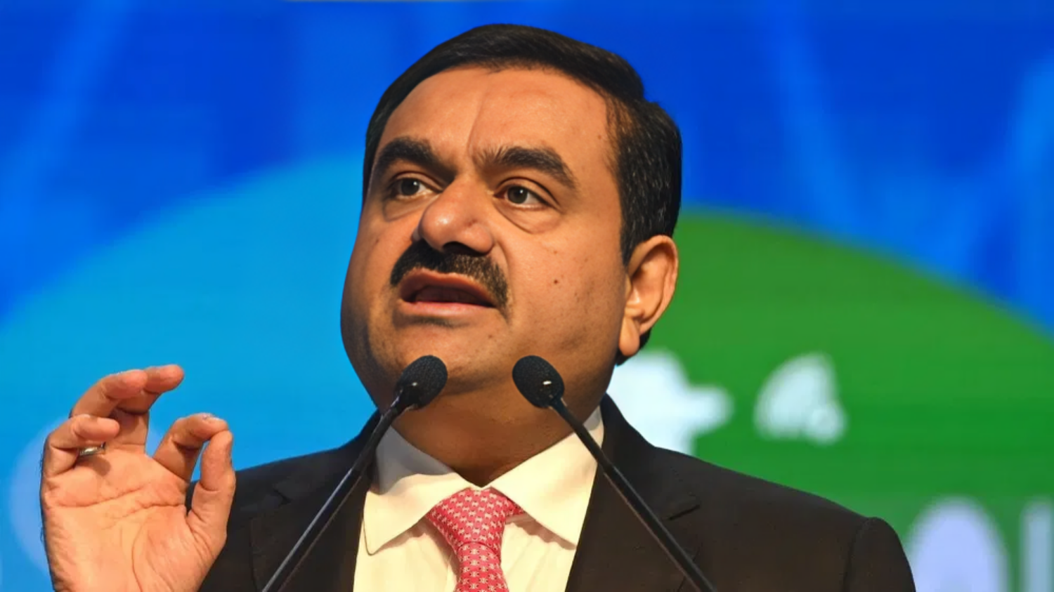 Did Gautam Adani get worried again? All shares of the group slipped below the red mark after the company issued a statement on the corruption probe  की तस्वीर