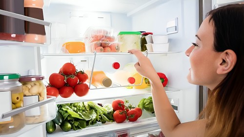 Picture of Stored Food: Food kept in the fridge should not be eaten after how many hours? You are not making this mistake, know here