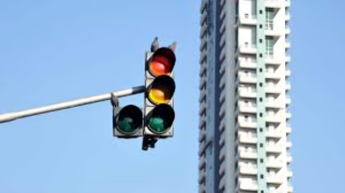 Picture of Traffic light: When was traffic light invented? Can driverless cars now recognize signals?