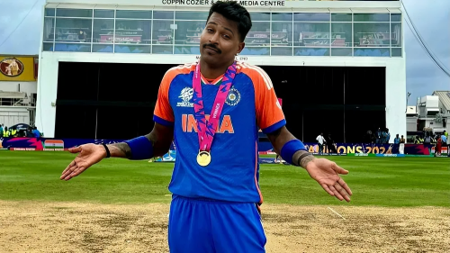 Picture of Hardik Pandya shared the video and said “Always make a comeback great with a setback”, Watch Video