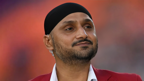 Picture of Harbhajan Singh blasted Pakistan, there was a fierce brawl over the Champions Trophy in the live show