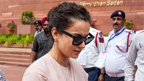 Picture of Will Kangana Ranaut's Lok Sabha membership be cancelled? Know on what matter the High Court has sent a notice to the actress