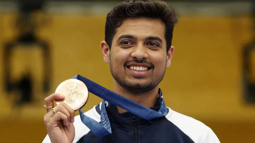 Picture of Paris Olympics 2024: Bronze winner Swapnil Kusale gets Rs 1 crore prize, big job promotion